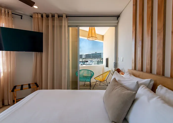 Mayan Monkey Cabos - Adults Only Hotel 2*
